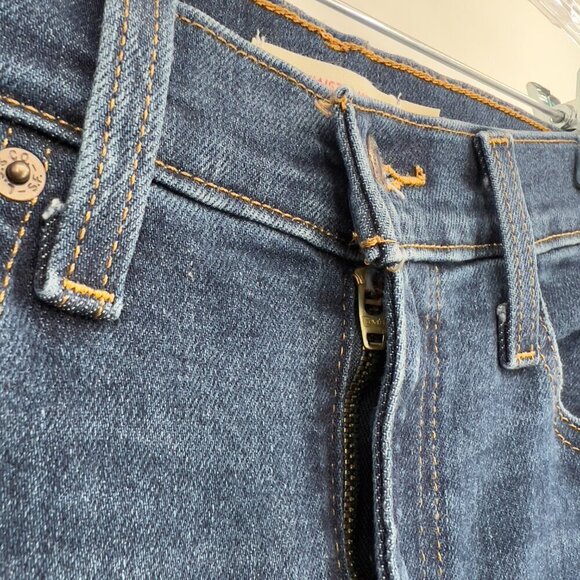 Levi's High Waisted Mom Jeans Size 25 - Picture 4 of 12